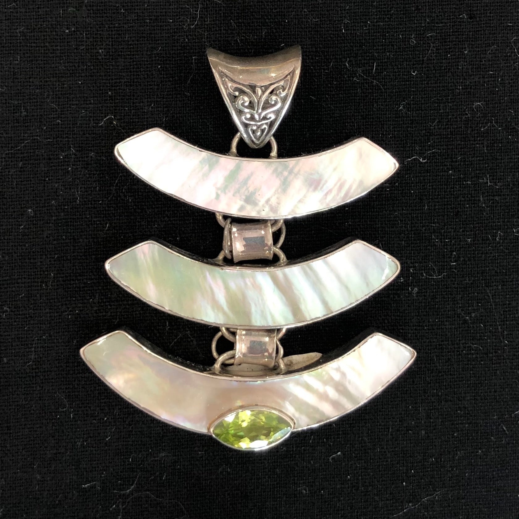 Mother of Pearl and Peridot, Pendant - Nomad Designs Online