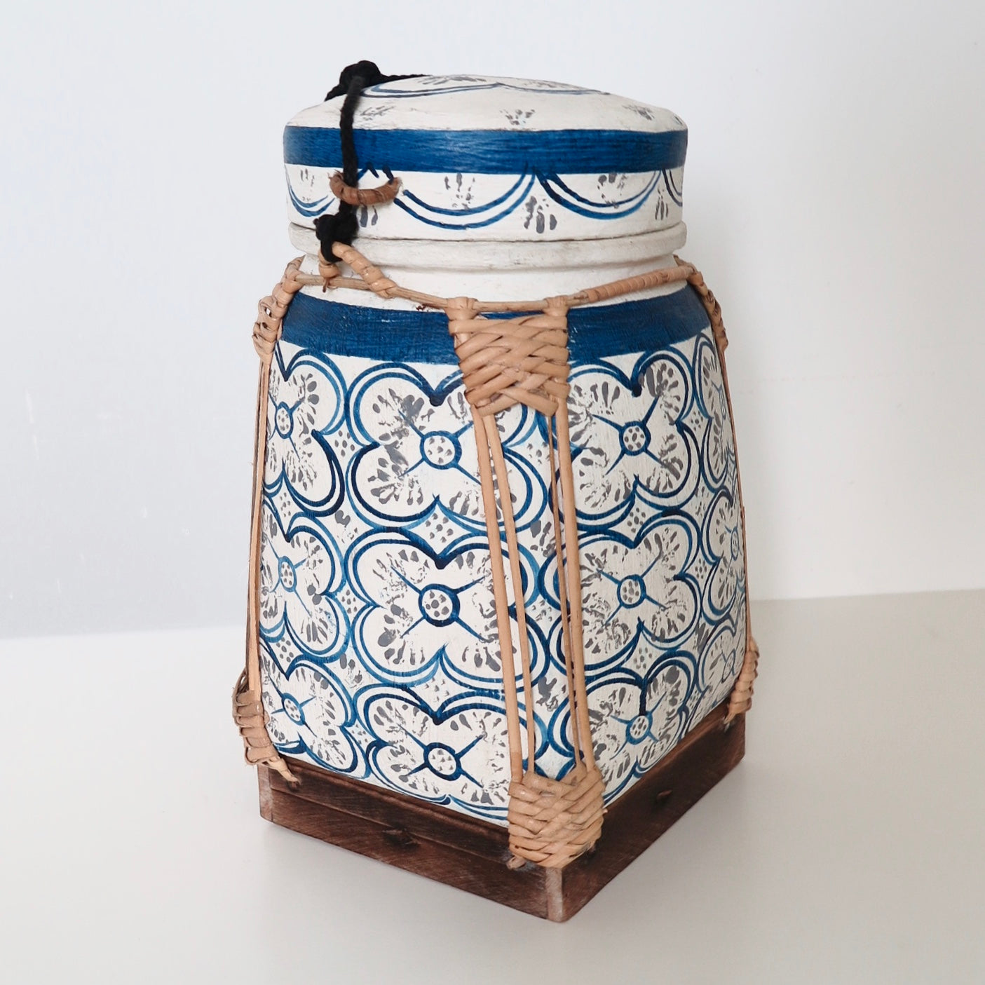 Blue and Cream Rice Carrier - Nomad Designs Online