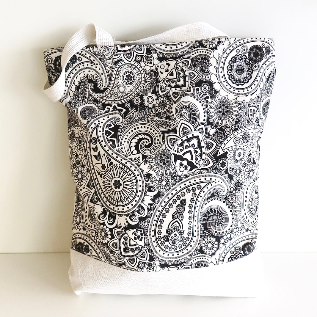 Black and White Paisley, Shoulder Bag