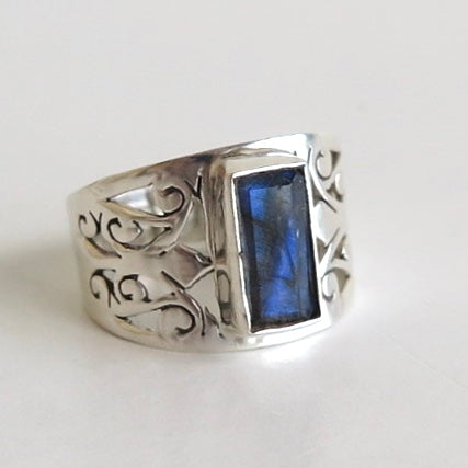 Labradorite Ring