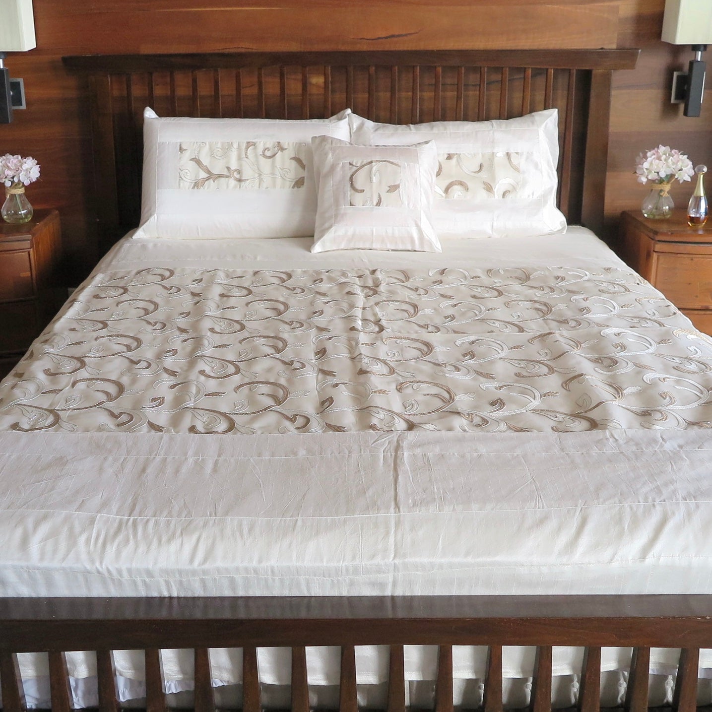 Cream and Hazel, King Bed Cover Set