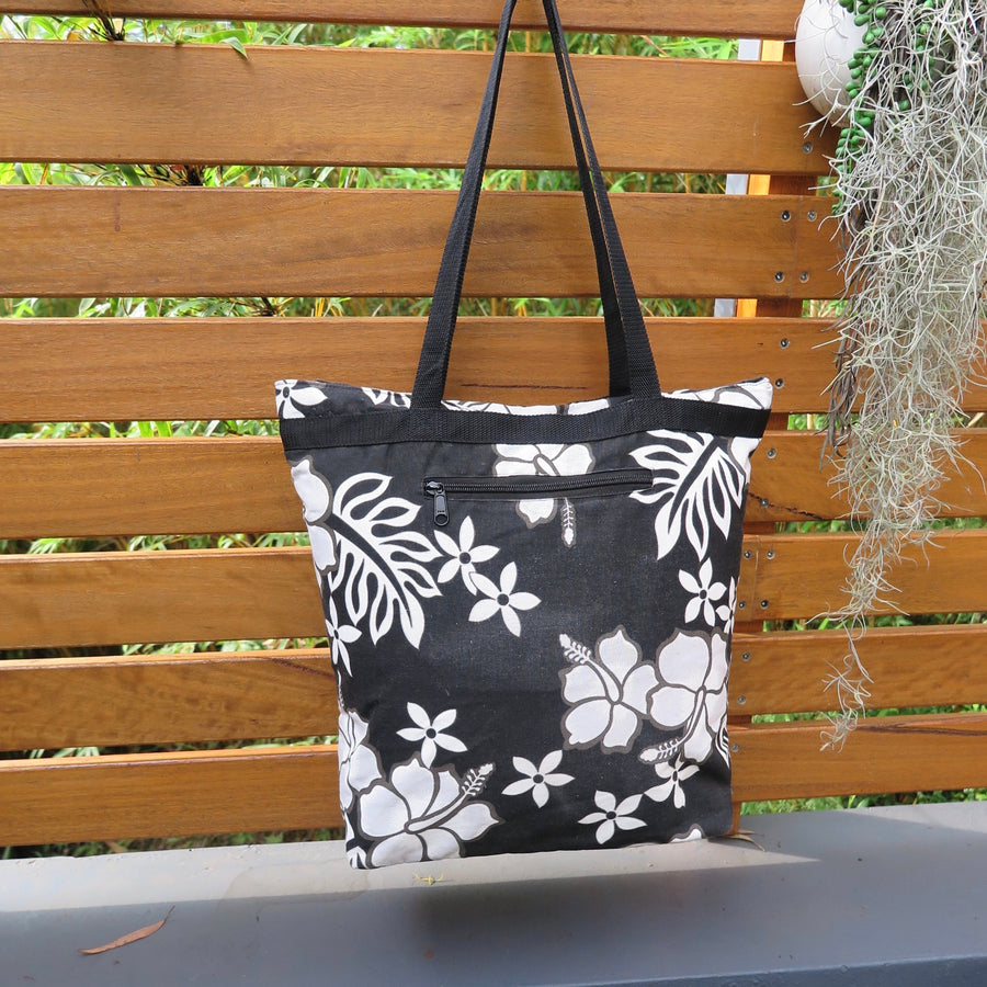 Tropical Black and White, Beach Bag