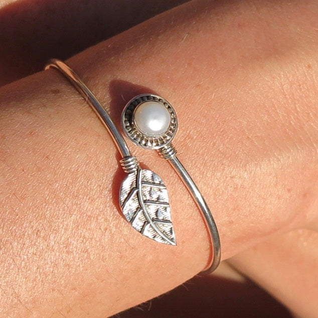 Pearl and Silver Leaf,  Bracelet